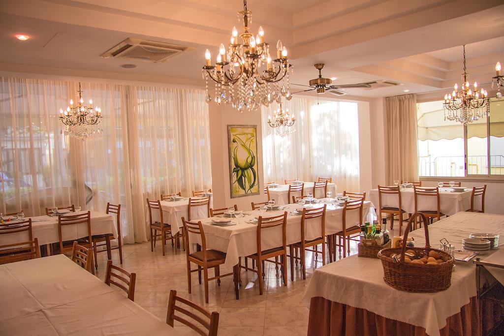 Casa Portofino Rooms&Breakfast Cesenatico Buitenkant foto